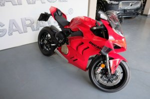 2024 DUCATI PANIGALE V4