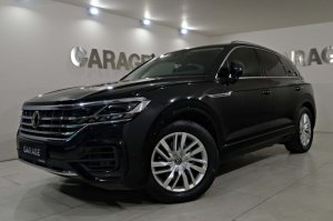 2020 VOLKSWAGEN TOUAREG 3.0 TDI R LINE