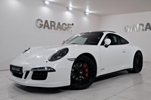 2015 PORSCHE 911 CARRERA 4 GTS