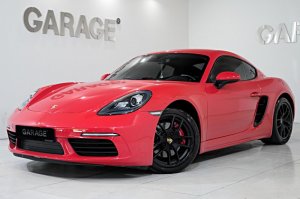 2019 PORSCHE 718 CAYMAN