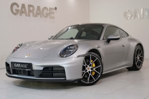 2024 PORSCHE 911 CARRERA 