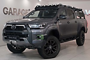 2021 TOYOTA HILUX INVINCIBLE 2.4 4X4